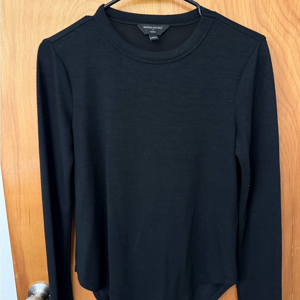 Banana Republic Classic Black Long Sleeve Tee